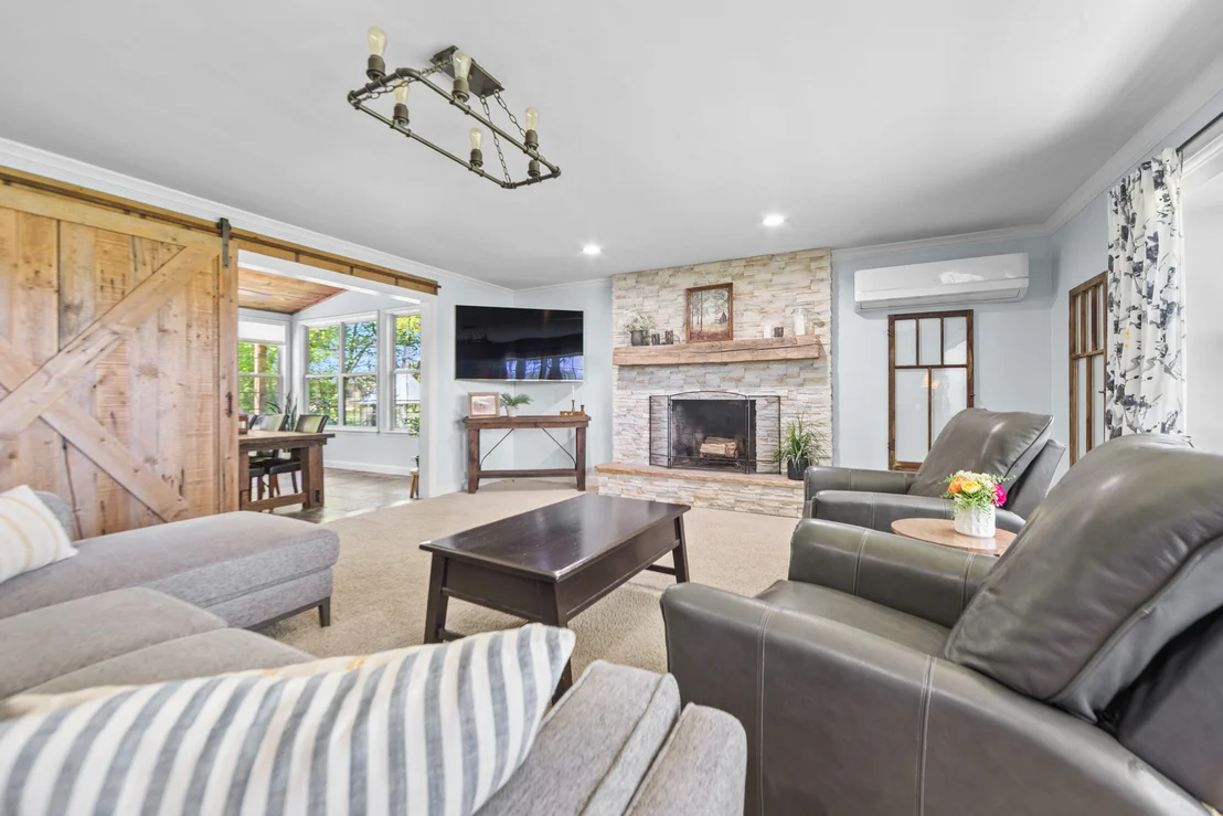 Photo of 9909 Winn Road