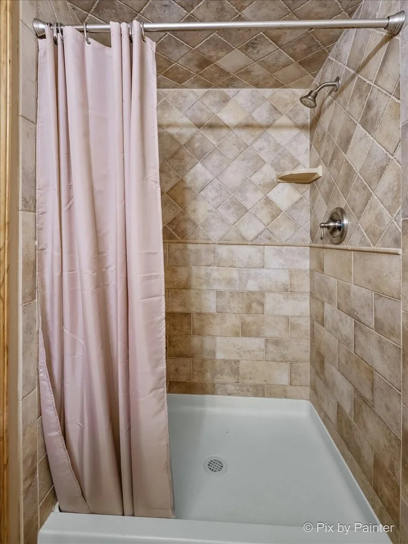 Photo of 24 W Devon Avenue