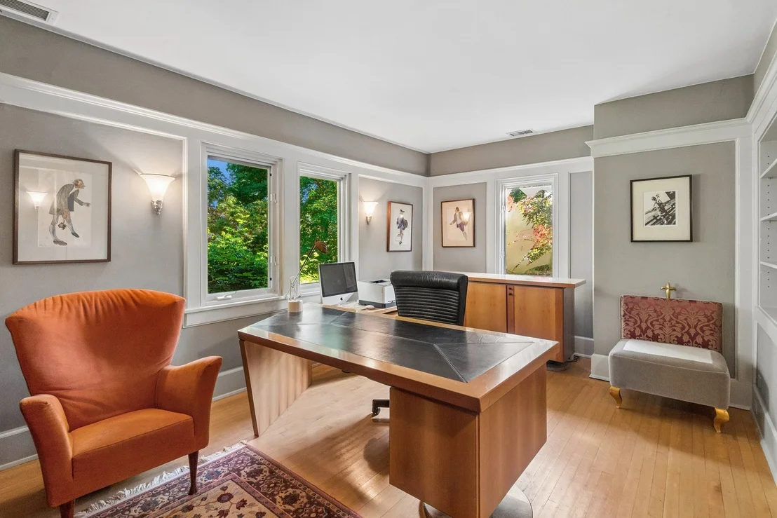 Photo of 770 Sheridan Road