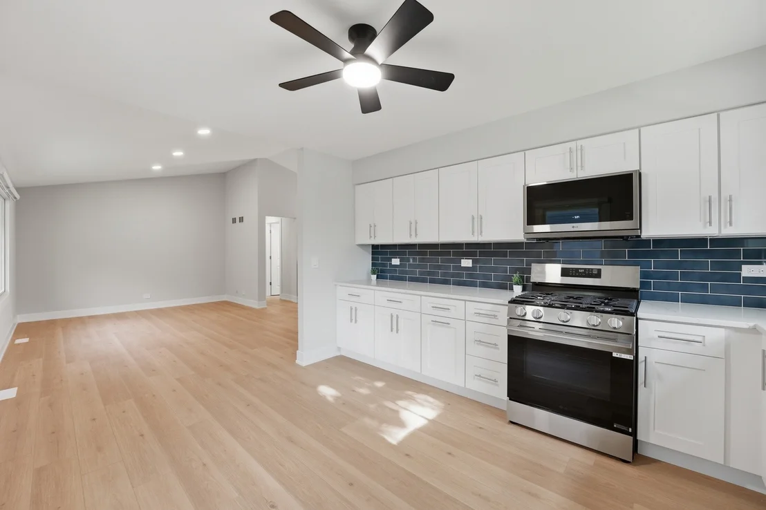 Photo of 136 edgewater Drive