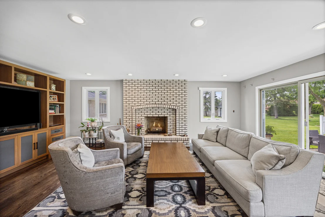 Photo of 412 Stratford Lane
