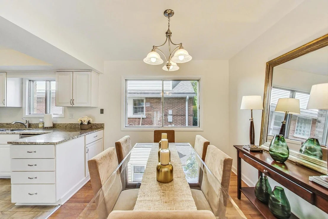 Photo of Unit A at 1216 Pine Street