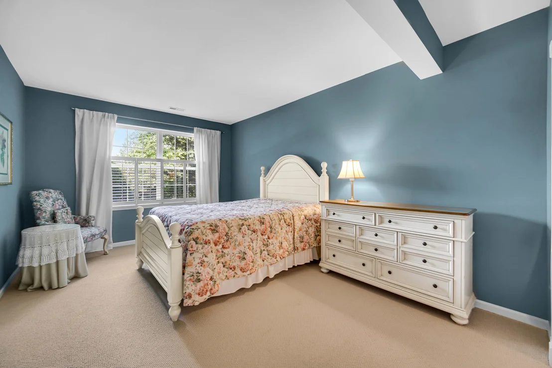 Photo of 720 Viewpointe Drive
