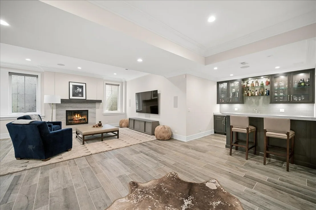 Photo of 1121 Forest Avenue
