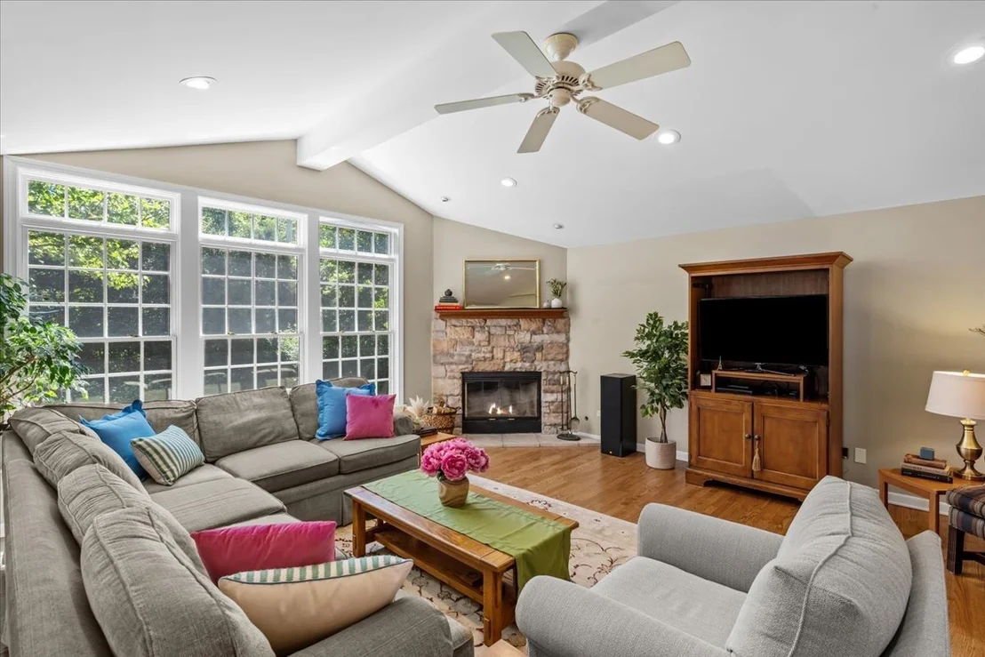 Photo of 1109 Terrace Lane