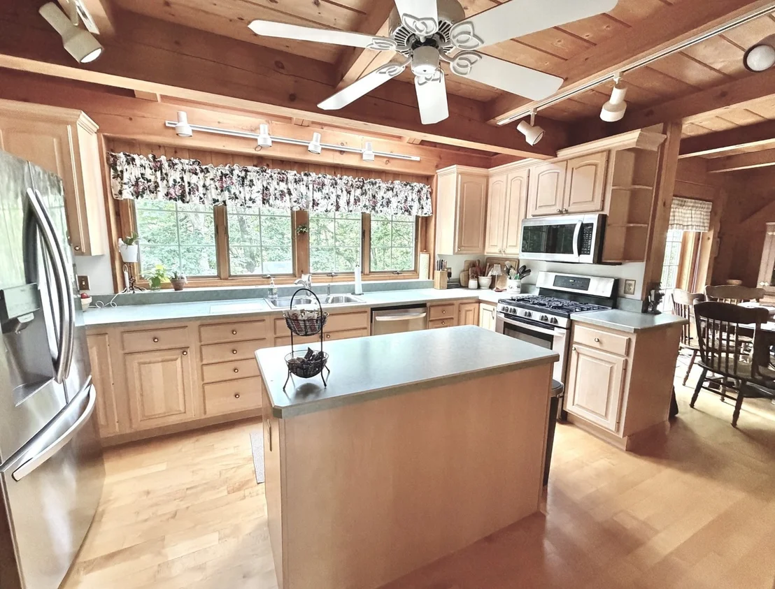Photo of 610 Timber Ridge Road