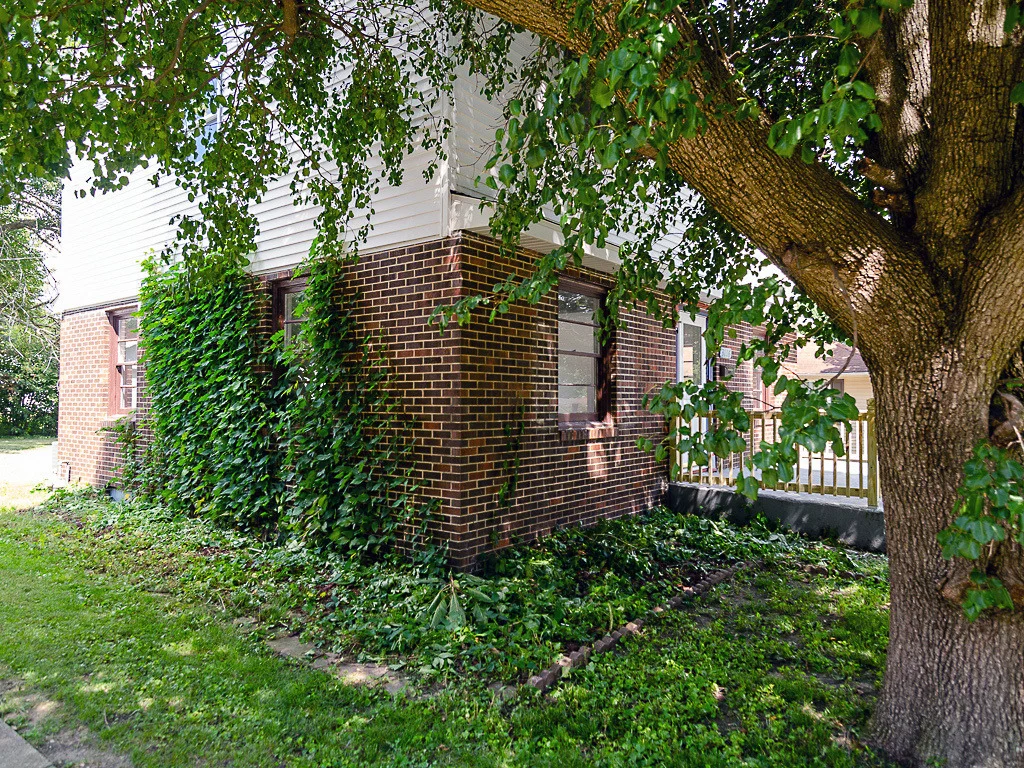 Photo of 3116 Oak Avenue