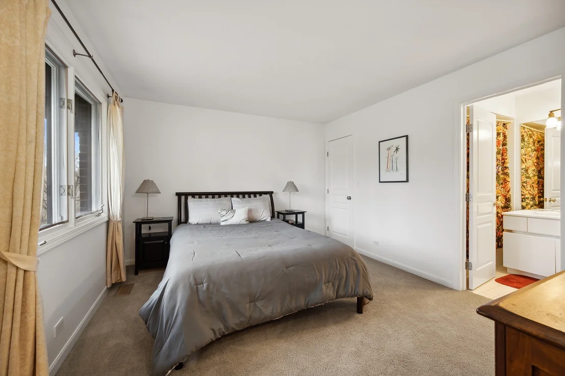Photo of 1045 Julia Court