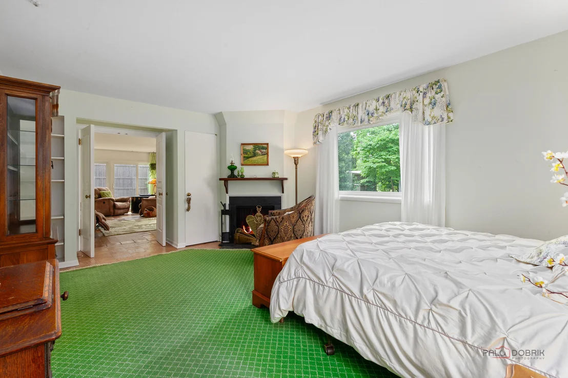 Photo of 214 Washington Circle