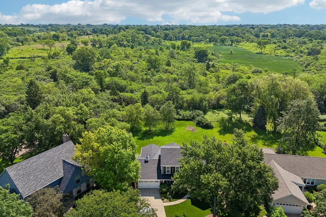 Photo of 720 Oxbow Lane