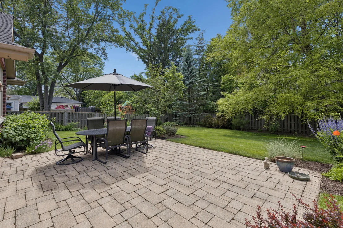 Photo of 860 Kenton Road