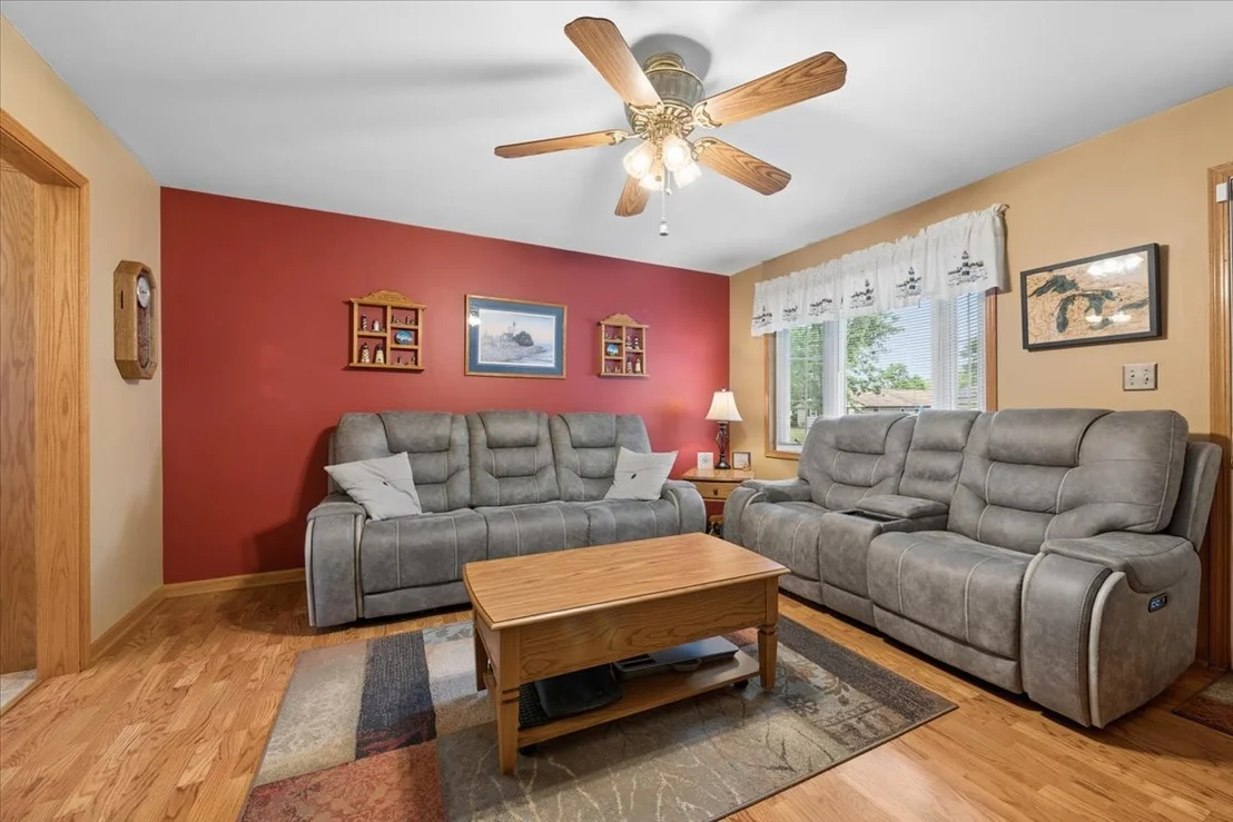 Photo of 104 Sunset Strip
