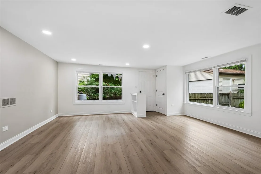 Photo of 2272 Asbury Road