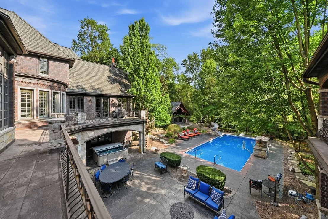 Photo of 501 Chatfield Road