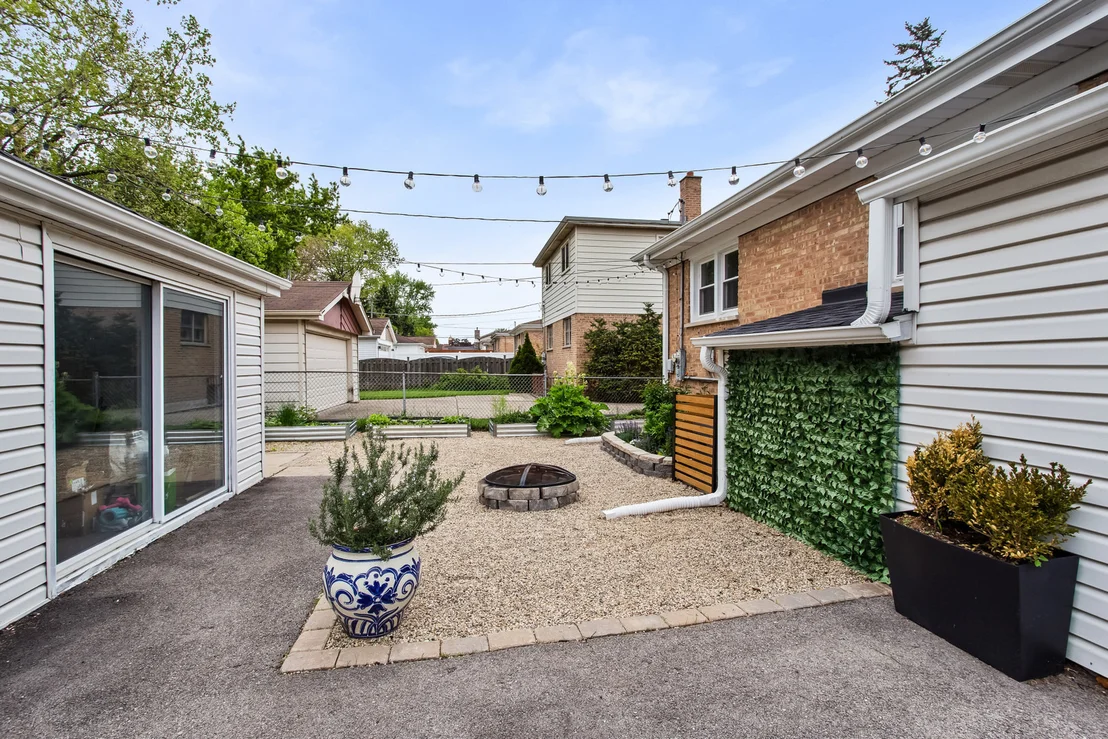 Photo of 6709 W Forest View Lane