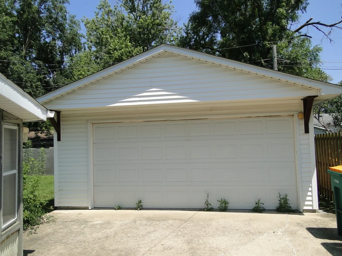 Photo of 112 Fairlane Drive