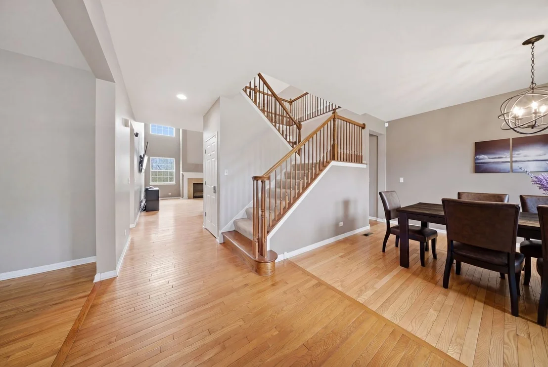 Photo of 2533 Lyman Loop