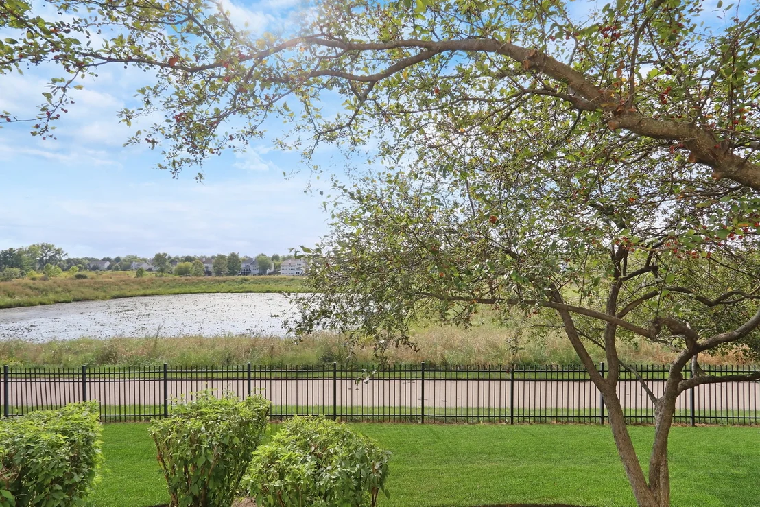Photo of 2833 Waterfront Avenue