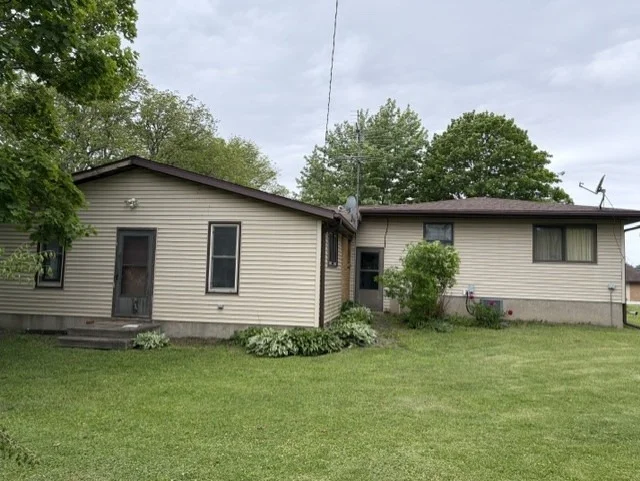 Photo of 318 N 2nd Road