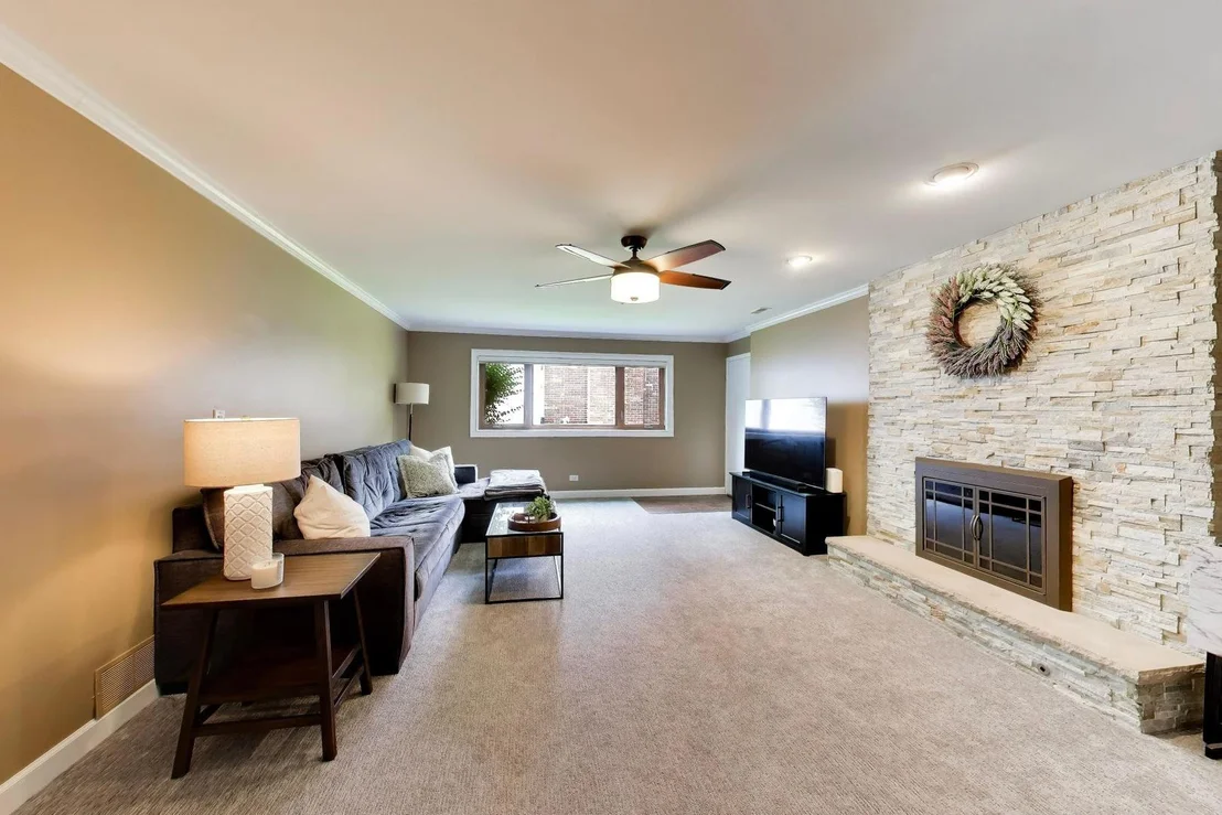 Photo of 2147 Green Valley Road