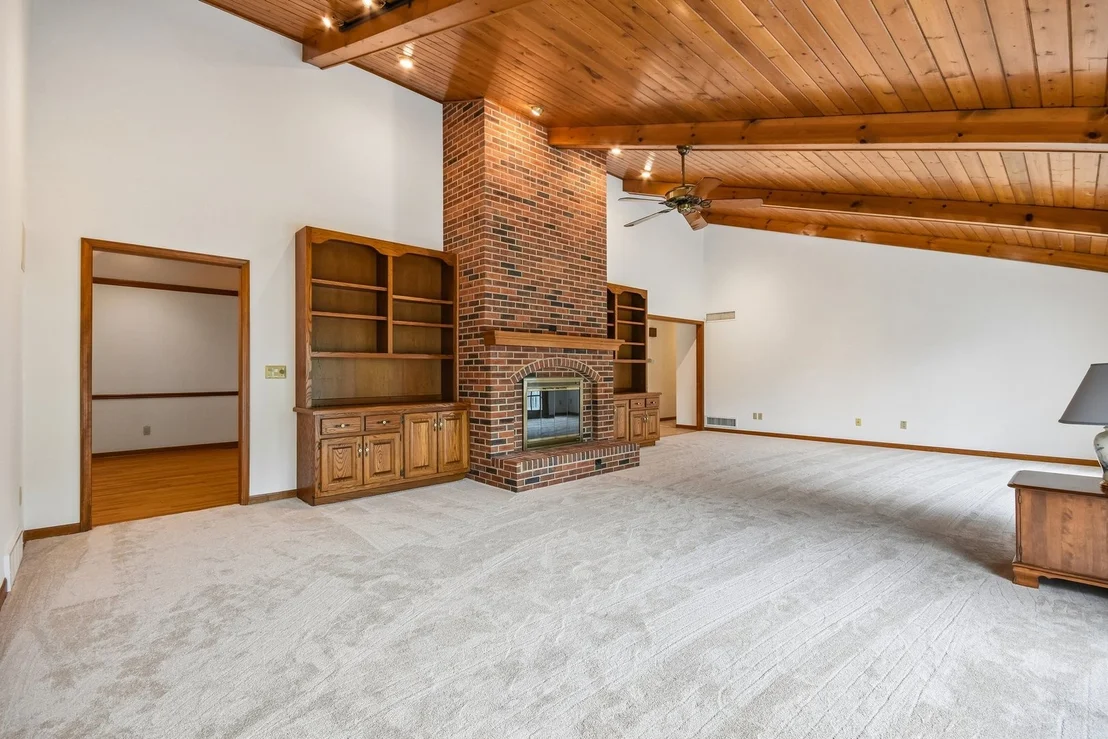 Photo of 6S155 W Ridge Drive