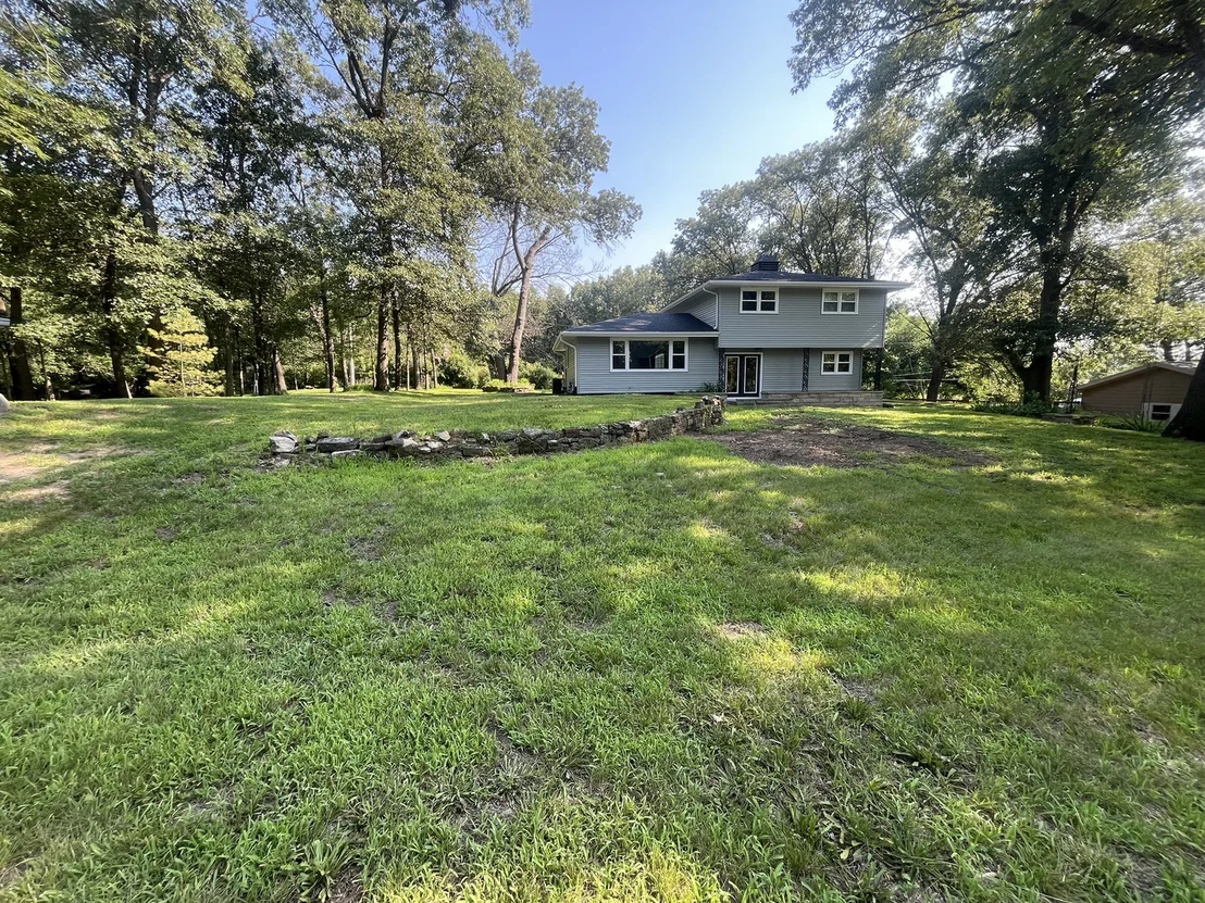 Photo of 1401 Oakleaf Drive