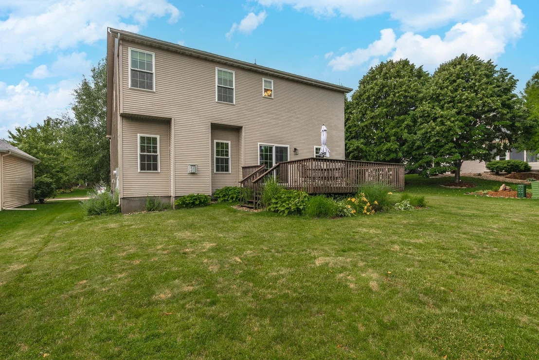 Photo of 980 Balsam Road