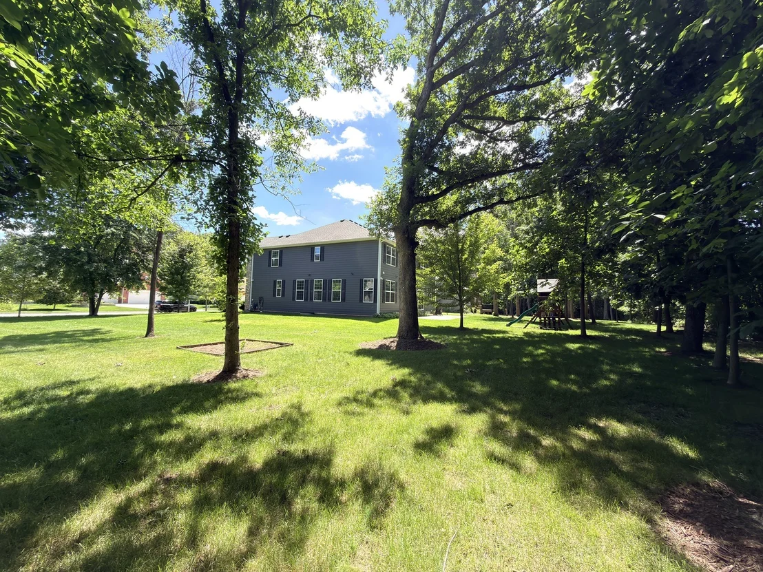 Photo of 1612 Bur Oak Drive