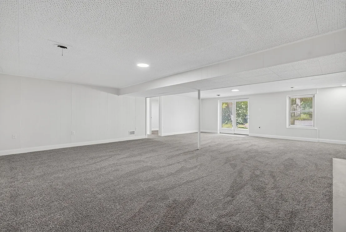 Photo of 319 Parkshore Drive