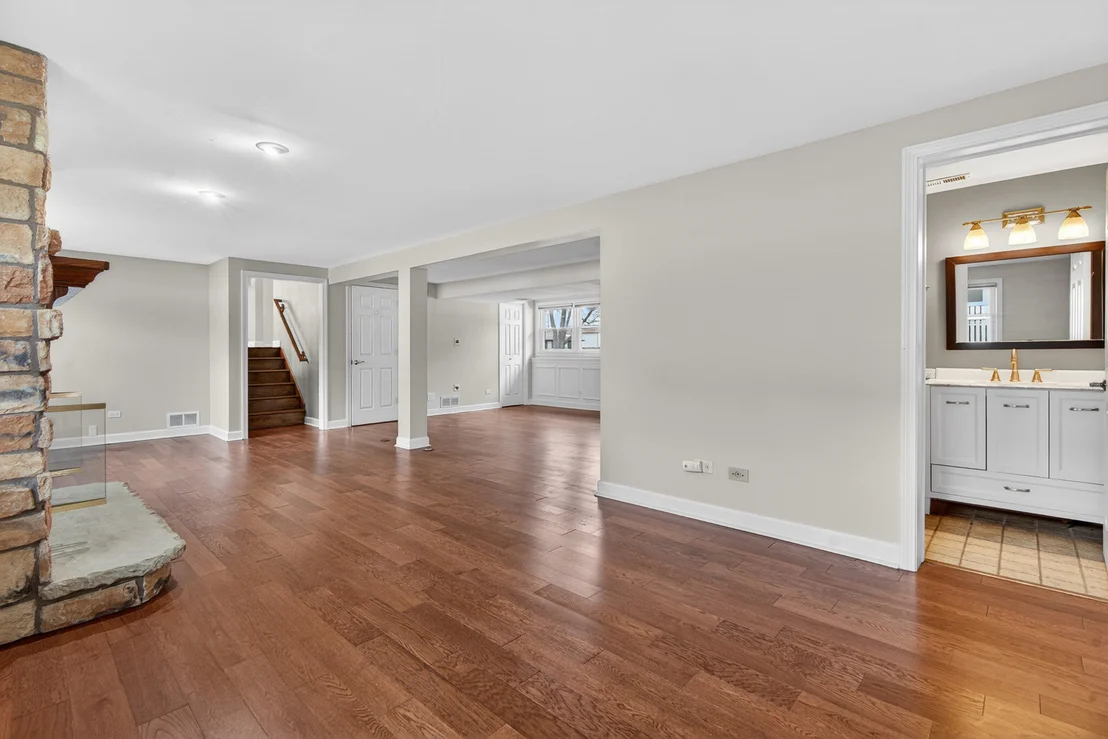 Photo of 720 PRESTON Lane