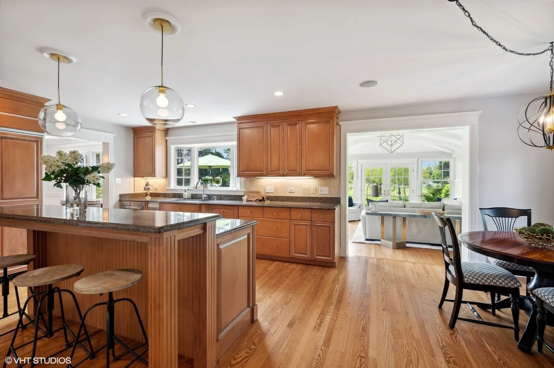 Photo of 2547 Marian Lane
