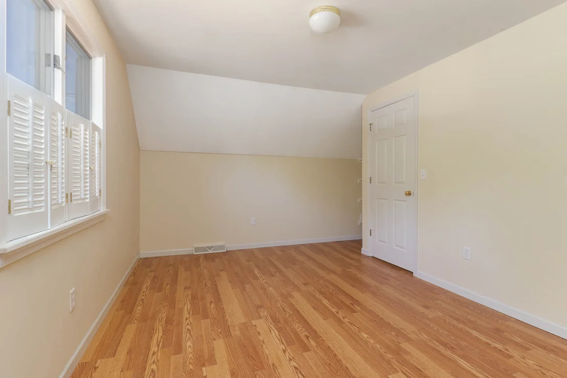 Photo of 409 Woodrig Road