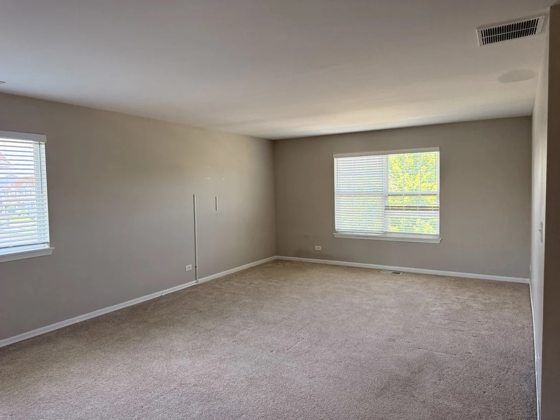 Photo of 2337 Queensbridge Drive