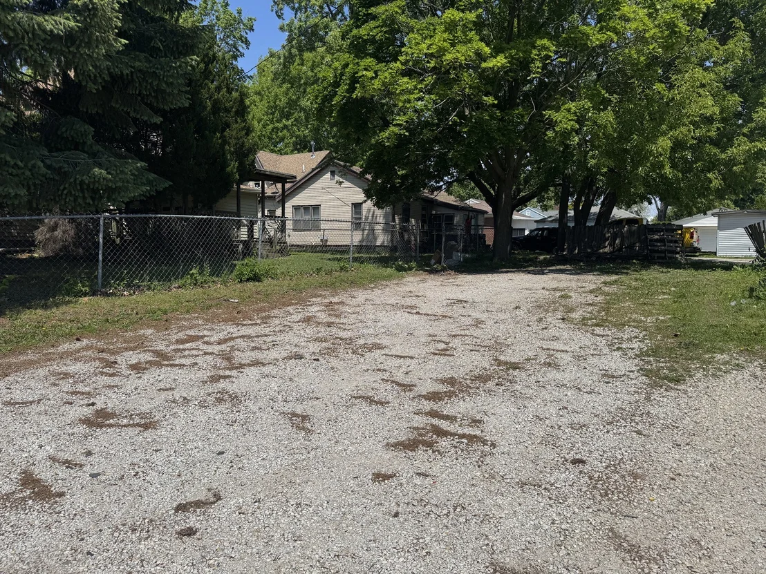 Photo of 1202 N Champaign Street