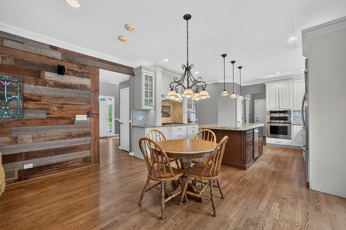 Photo of 1068 Fox Path