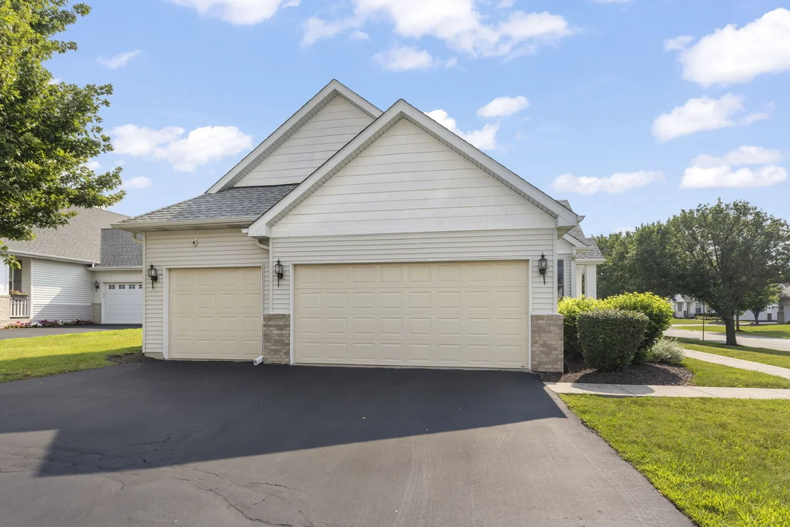 Photo of 1710 Devonshire Lane