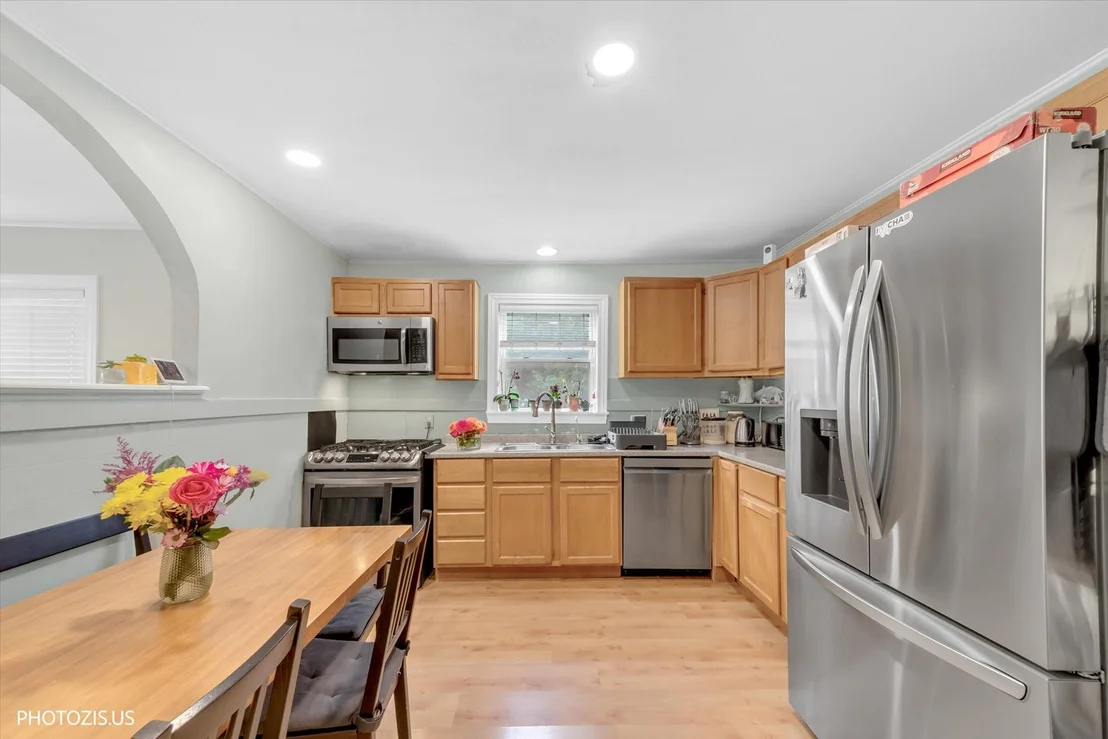 Photo of 271 9TH Street