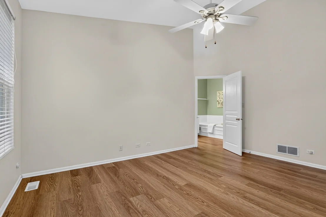 Photo of 2835 Waterfront Avenue