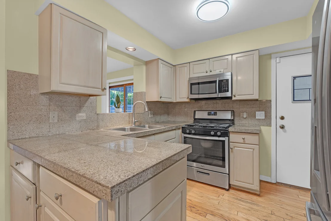Photo of 206 Albert Drive