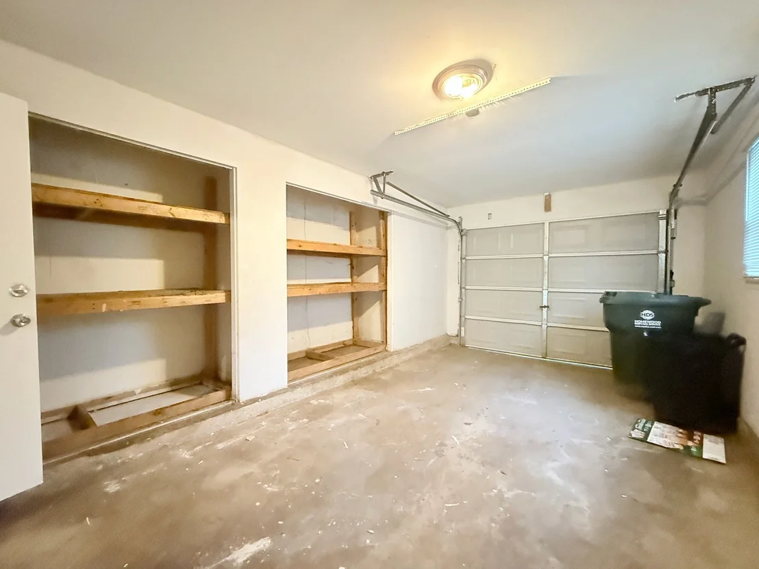 Photo of 930 Coach Road