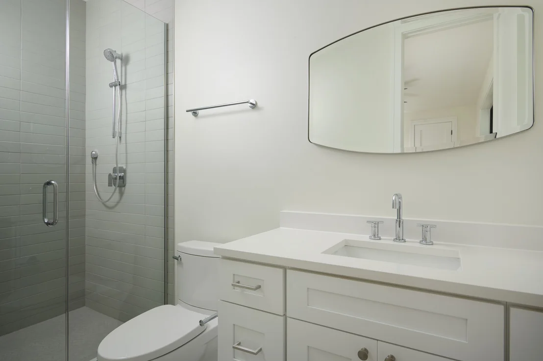 Photo of 513 W 28th Place