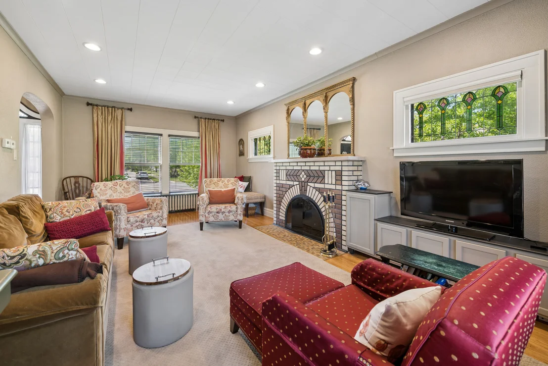 Photo of 1103 Black Road