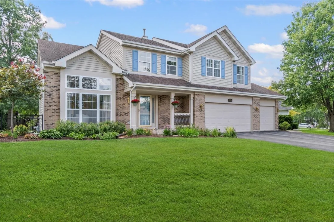 Photo of 1325 Deerfield Lane