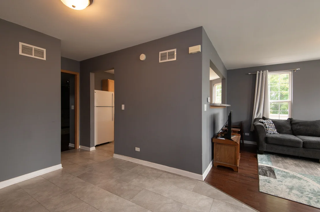 Photo of 867 Symphony Drive