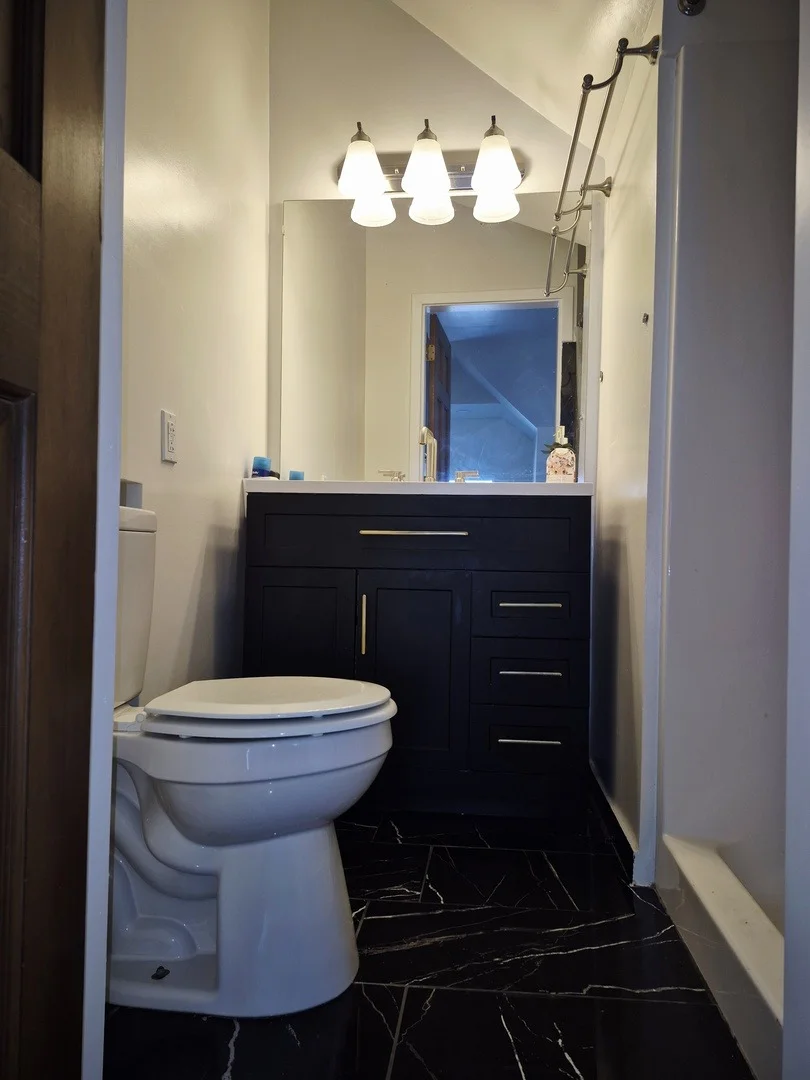 Photo of 222 N Maple Street N