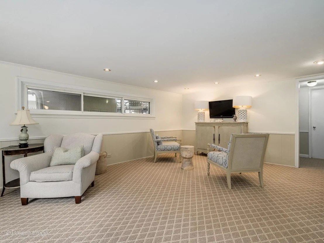 Photo of 674 Highview Terrace