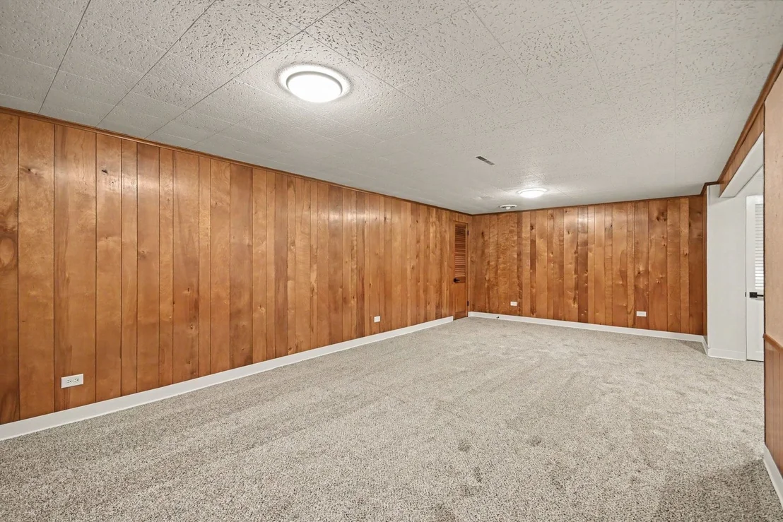 Photo of 209 Maureen Drive