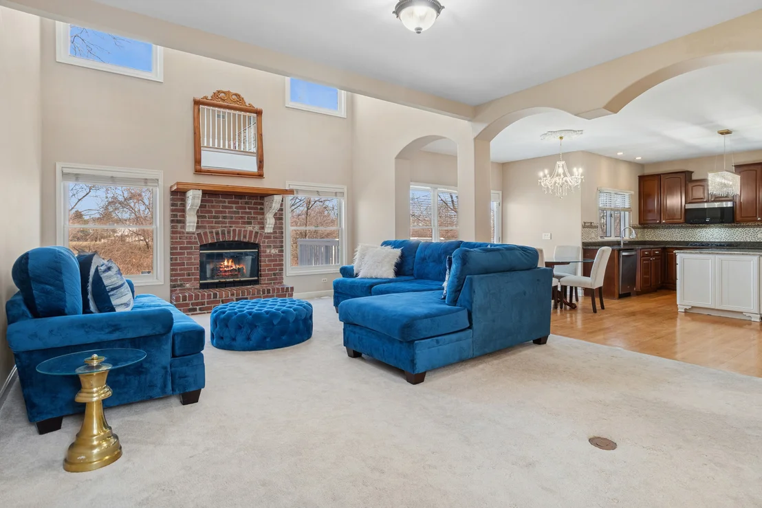 Photo of 2667 Charter Oak Drive