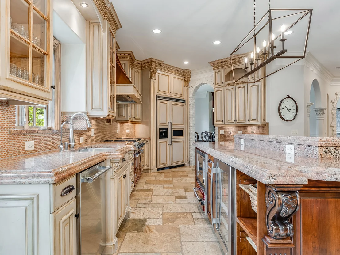 Photo of 720 Willow Road