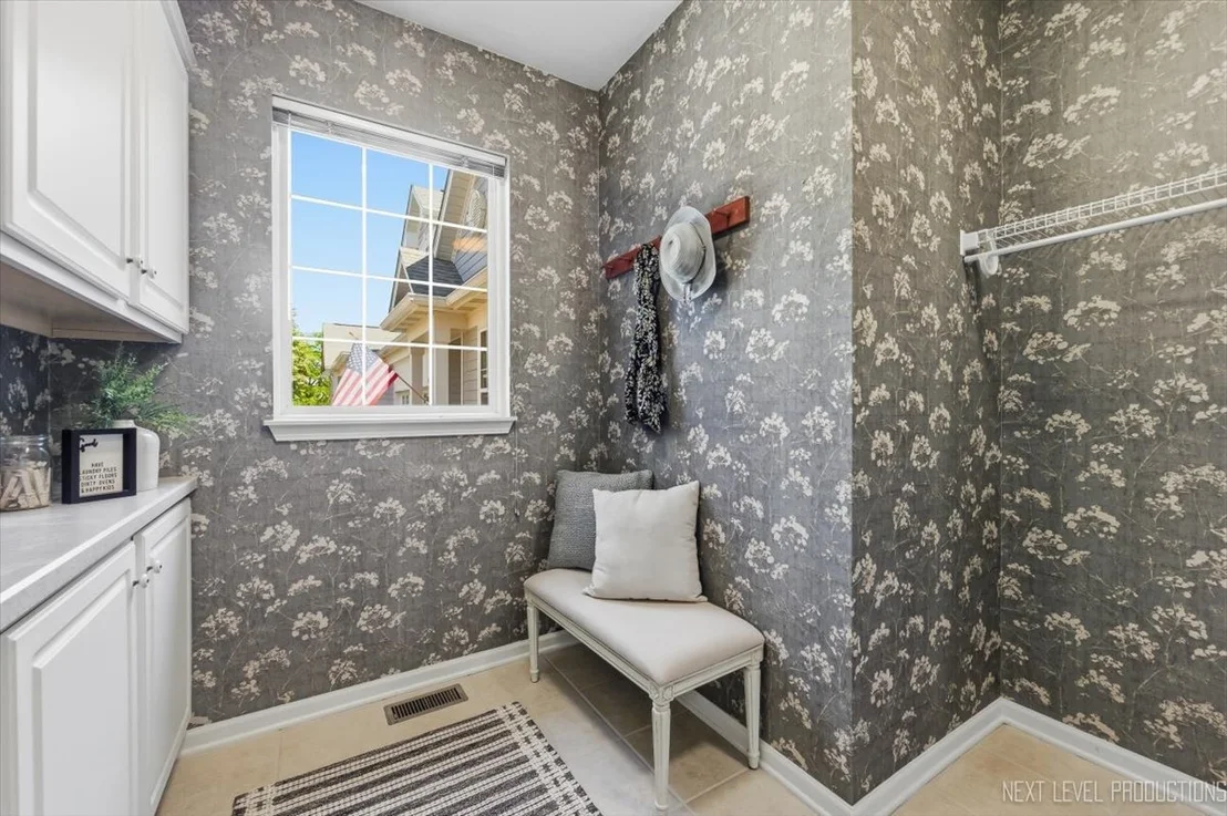 Photo of 865 Cambridge Drive